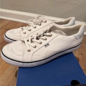Keds White w/ Navy Trim